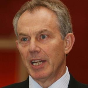 Tony Blair takes aim at 'conspiracy theorists' over Iraq Inquiry