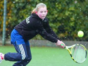 Georgina Cupper won the under-10 prize. 100708-4