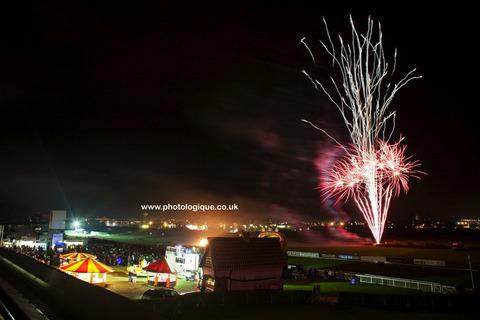 Roundtable Bonfire Night & Fireworks. Hereford Racecourse 2012.