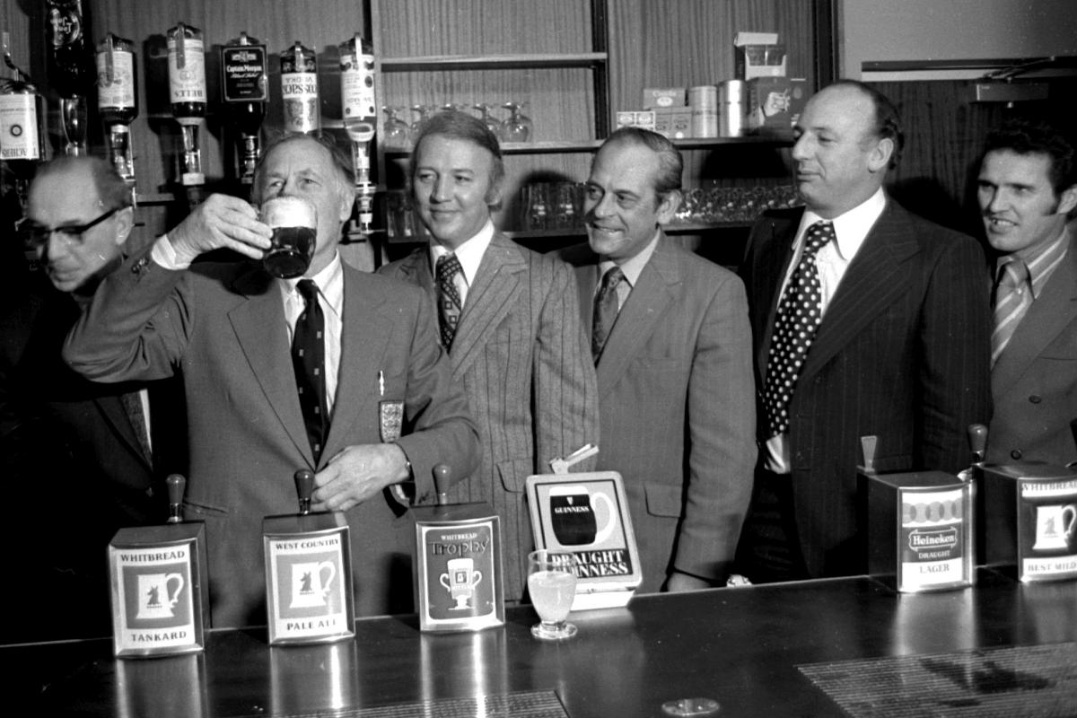 Opening of Hereford United Supporters Club by Joe Mercer. 18-11-1975.
Phil Godsall (Supporters Club Chairman), Joe Mercer, Frank Miles (Chairman), Frank Lloyd (Supporters Club Secretary), John Sillett (Manager) & Terry Paine (Player Coach).