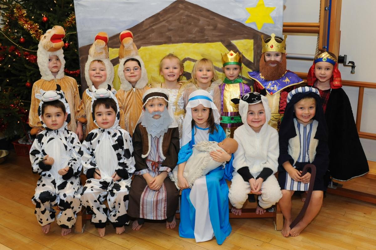 Weobley Primary School Keystage 1 pupils staged the nativity A Miracle in Town