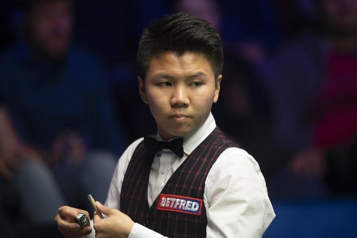John Higgins talks up Zhou Yuelong after UK Championship defeat to  youngster | Hereford Times