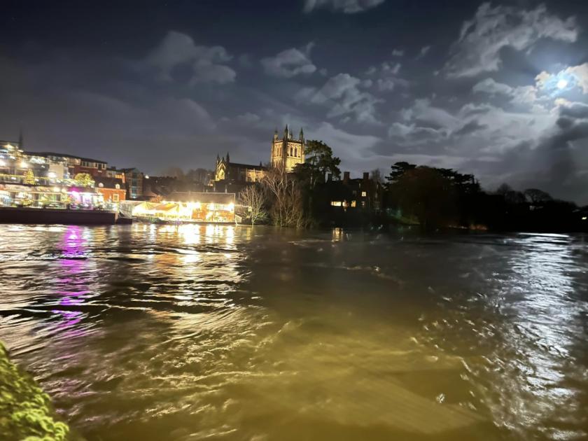 Flood warnings in force in Hereford | Hereford Times 