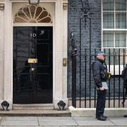 UK nationals told to leave Ukraine, Foreign Office advises
