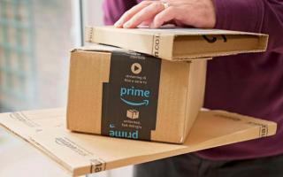 Scammers are impersonating Amazon in an attempt to gain access to victims' devices and steal personal information