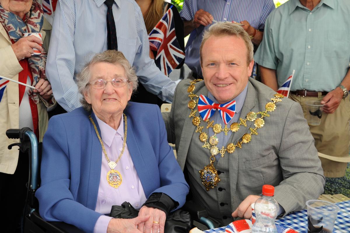 Salisbury Avenue/Canterbury Avenue. Joan Cole was made mayoress for an afternoon by Hereford's mayor Jim Kenyon